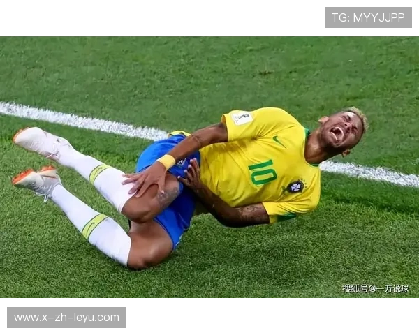内马尔任意球送出完美弧线,巴西前场再添杀器 内马尔任意球送出完美弧线,巴西前场再添杀器